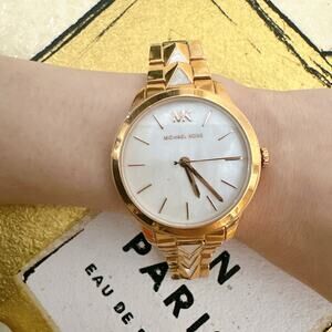 Michael Kors MK6671 Runway Women's Watch With White Dial